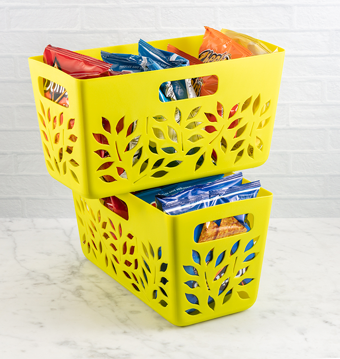 https://www.hutzlerco.com/files/7816/6318/2916/283_Pantry_Basket_SnackPack.jpg